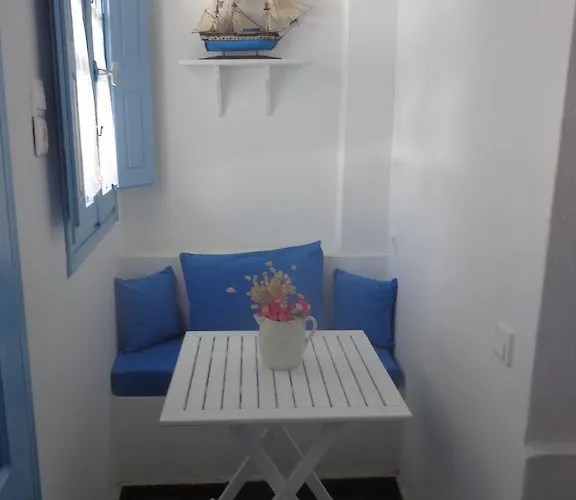 Langas Pensionat Imerovigli (Santorini)